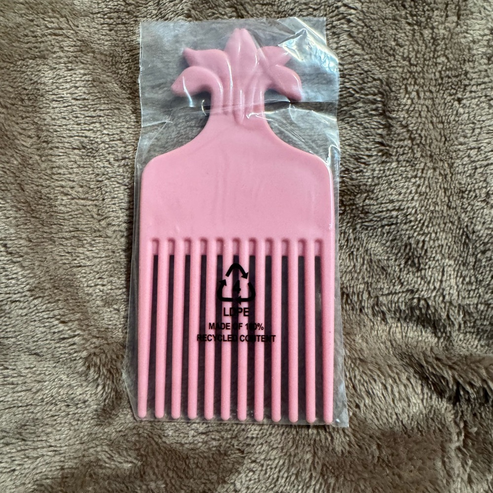 Gucci Pink Floral Beauty Pouch and Comb Set - Picture 5 of 6